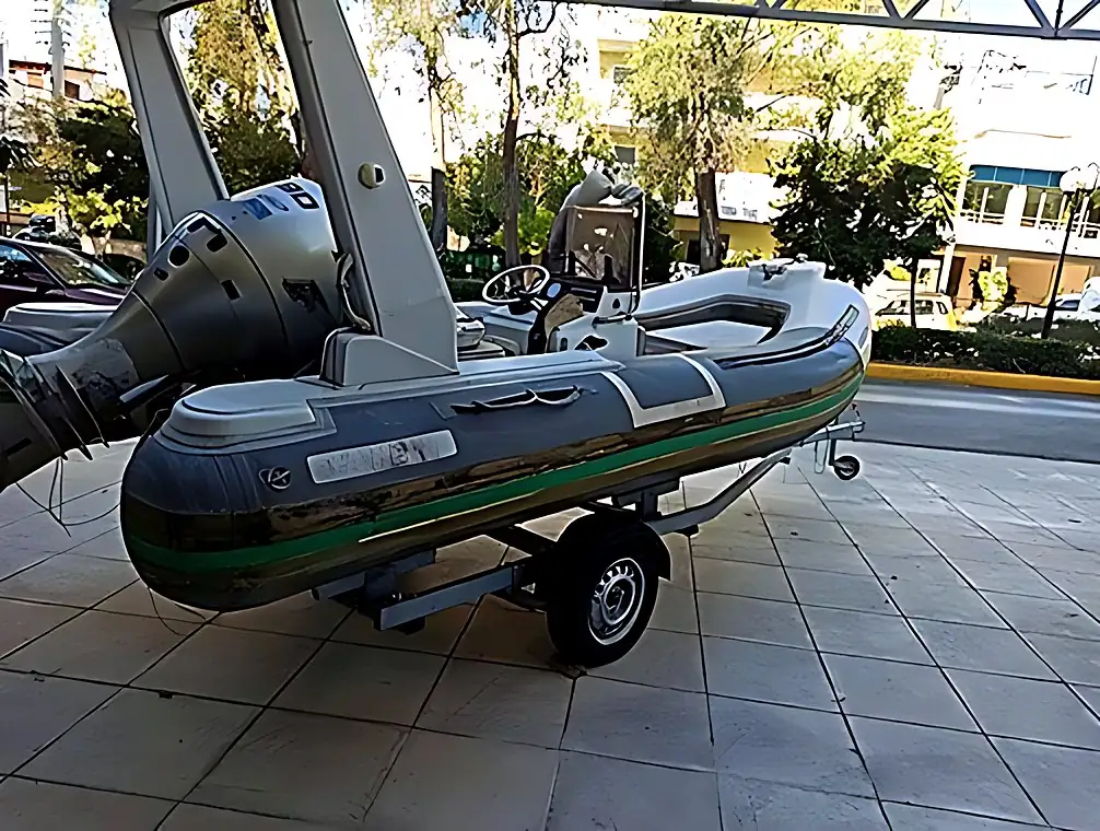 Tube replacement on an A.Hellas inflatable boat, before