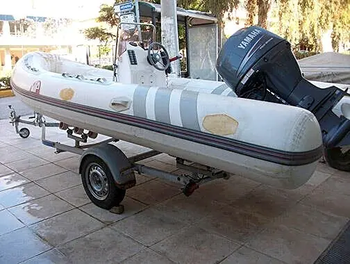Tube replacement on a VIP inflatable boat, before