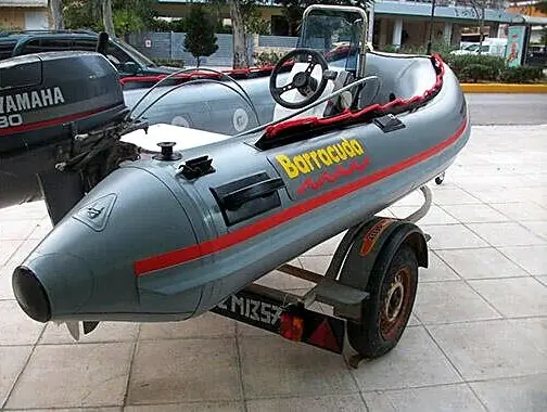 Αλλαγή κυματοθραύστη και καθαρισμός αεροθαλάμου σε φουσκωτό σκάφος Barracuda, μετά