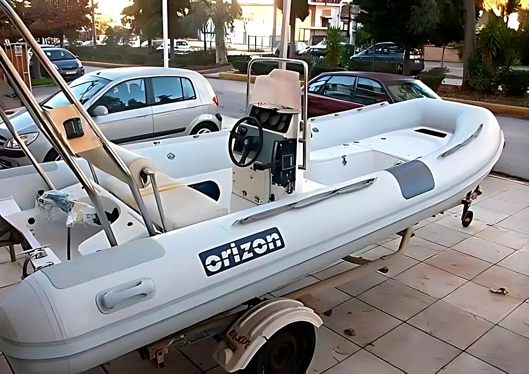 Tube replacement on an Orizon 5.00m inflatable boat, after
