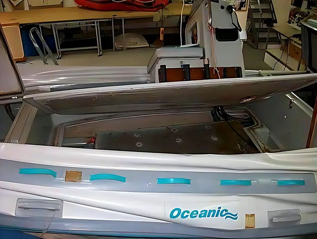 Re-mounting the fuel tank on an inflatable boat, before