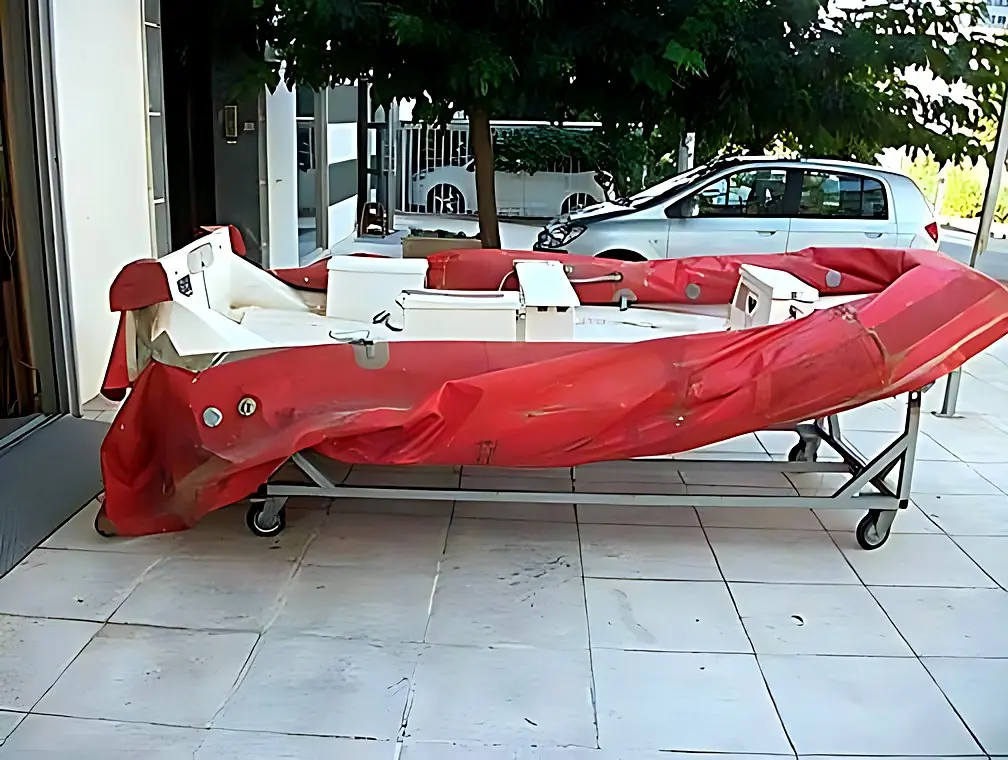 New tube build on a Narwhal 4.00 inflatable boat, before