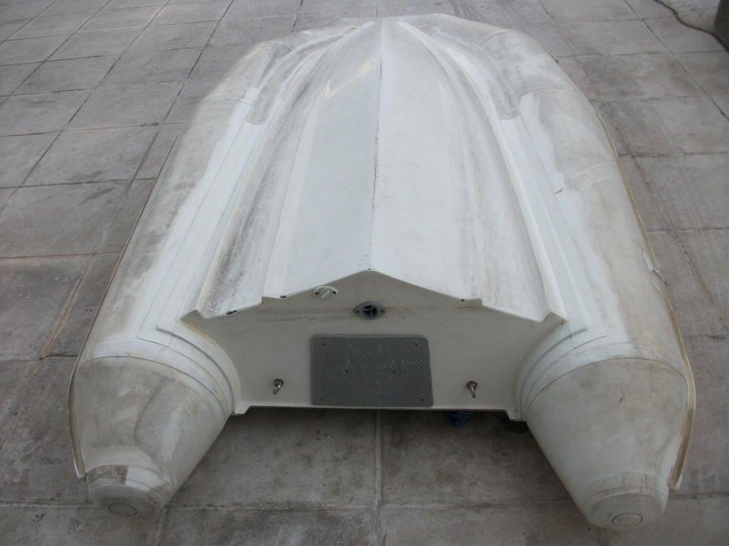 Kolima_eksoterikis_tainias_steagnopoisis_se_fouskoto _skafos_typou_PVC