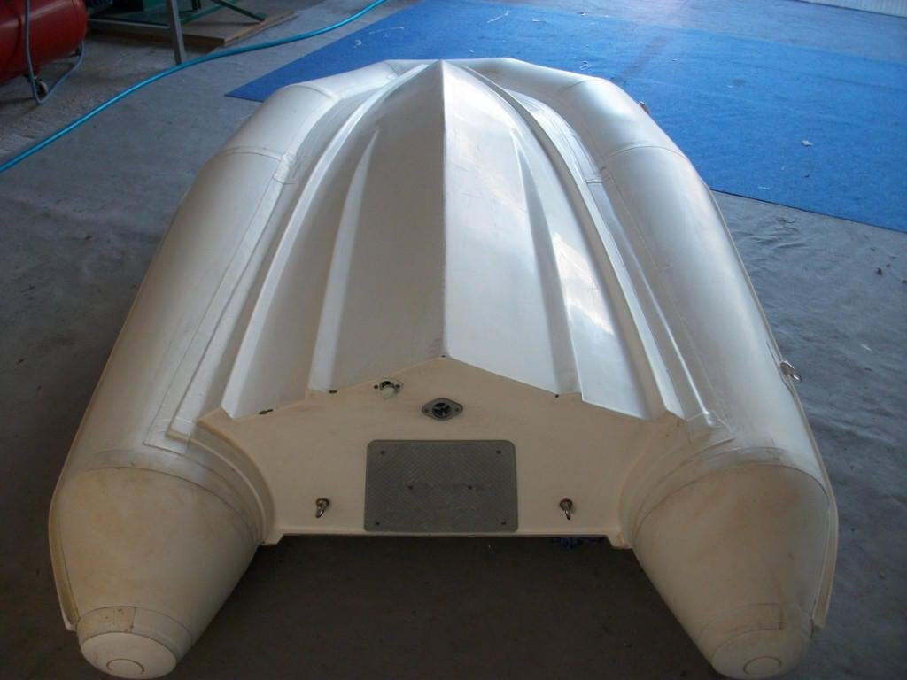 Kolima_eksoterikis_tainias_steagnopoisis_se_fouskoto _skafos_typou_PVC