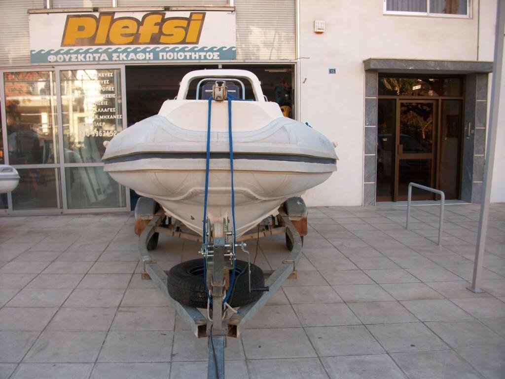 Allagi_aerothalamou_se_fouskoto_skafos_Watercraft_610