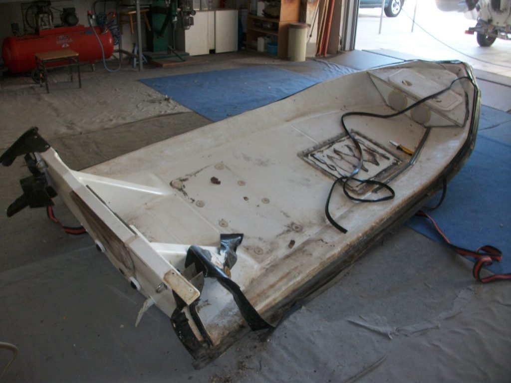 Κόλλημα αεροθαλάμου σε φουσκωτό σκάφος Bombard