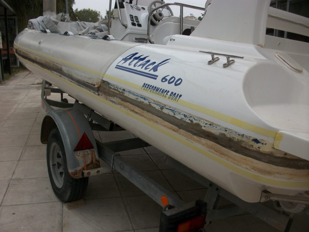 Αλλαγή κυματοθραύστη φουσκωτό σκάφος Attack