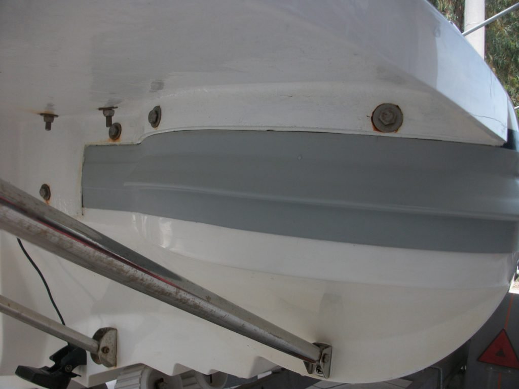 Αλλαγή κυματοθραύστη φουσκωτό σκάφος Attack