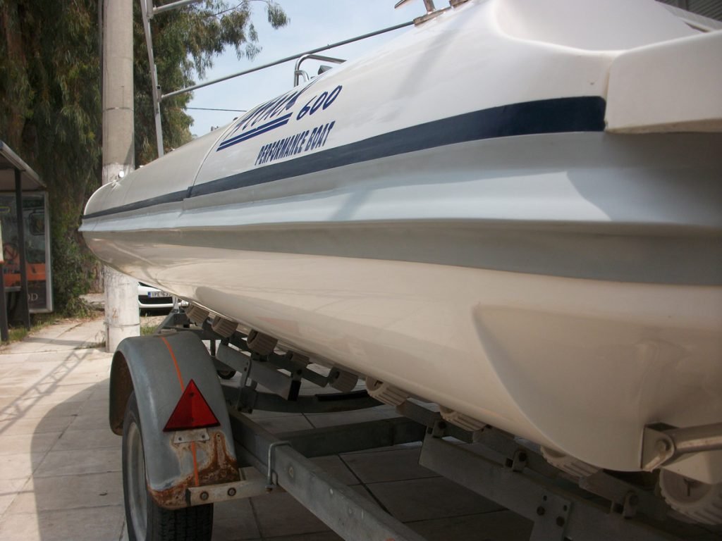 Αλλαγή κυματοθραύστη φουσκωτό σκάφος Attack