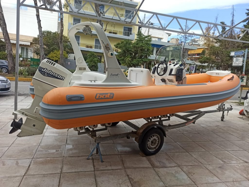 Αλλαγή αεροθαλάμου σε φουσκωτό σκάφος Bat