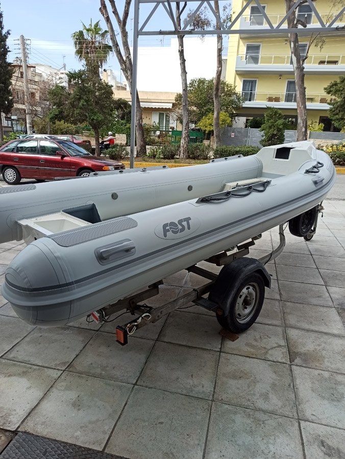 Αλλαγή αεροθαλάμου σε φουσκωτό σκάφος Fost