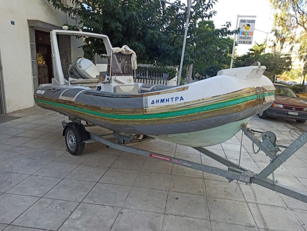 Αλλαγή αεροθαλάμου σε φουσκωτό σκάφος AHellas